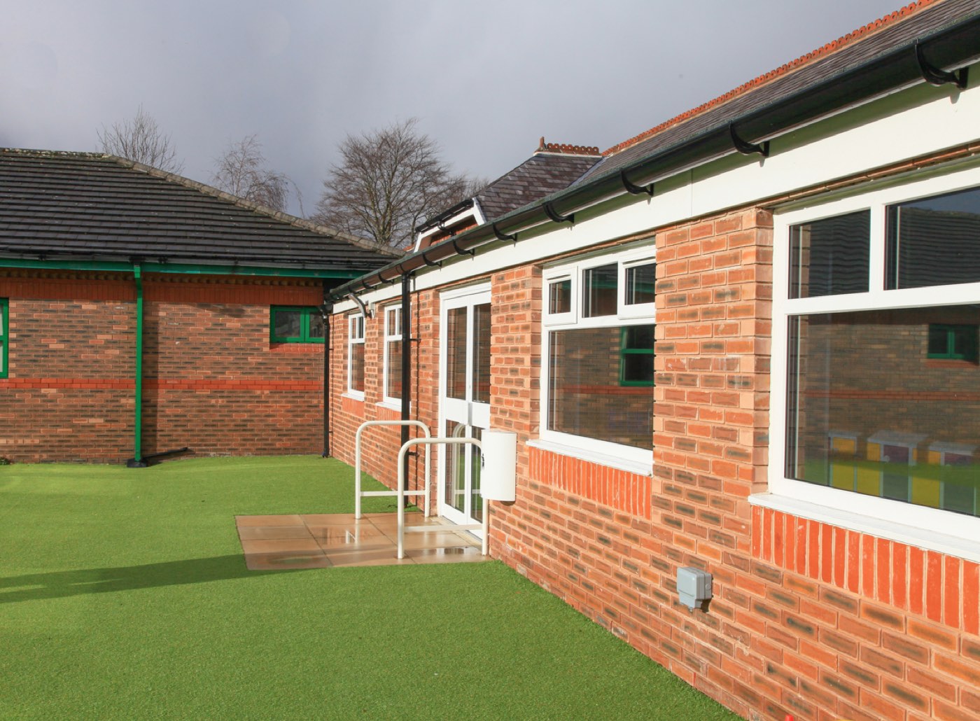 Beaver Road Primary School, Didsbury: completed schools & education project by PLP Construction, photo 6