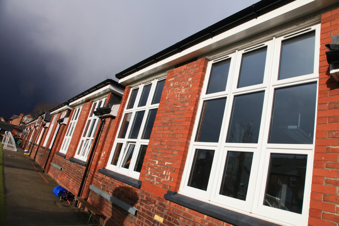 Beaver Road Primary School, Didsbury: completed schools & education project by PLP Construction, photo 7