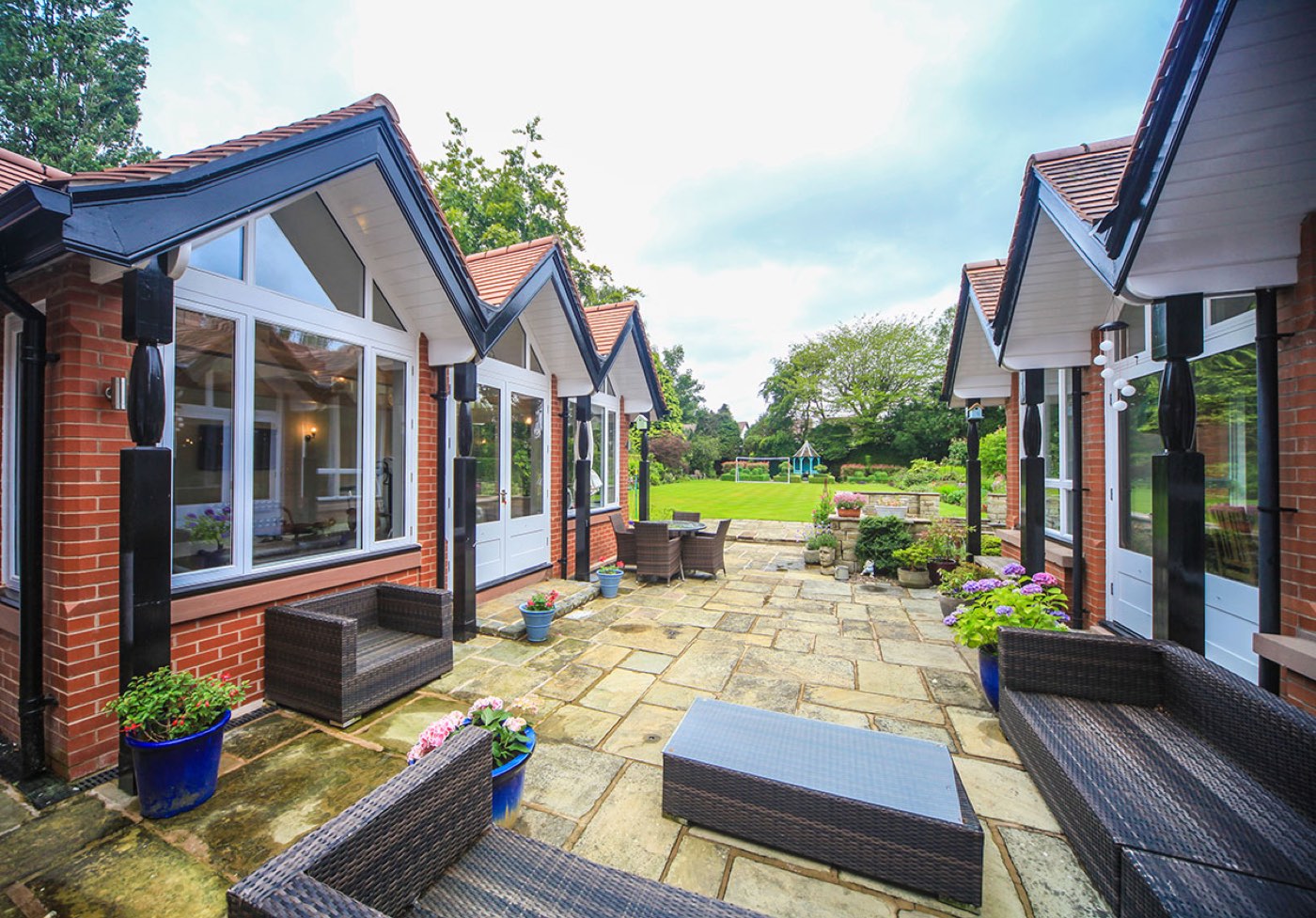 Bramhall Extension: completed housing project by PLP Construction, photo 5
