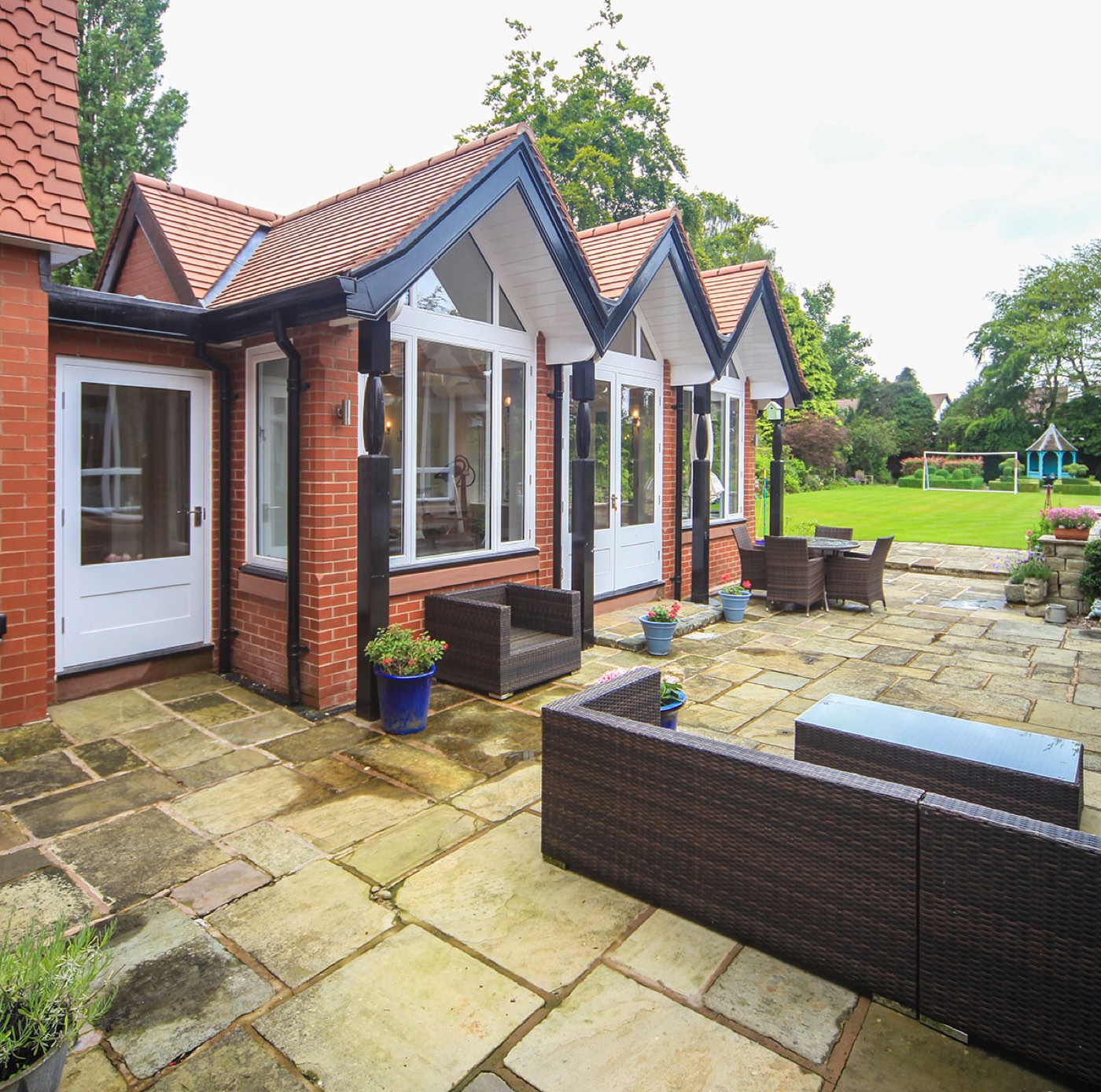 Bramhall Extension: completed housing project by PLP Construction, photo 6