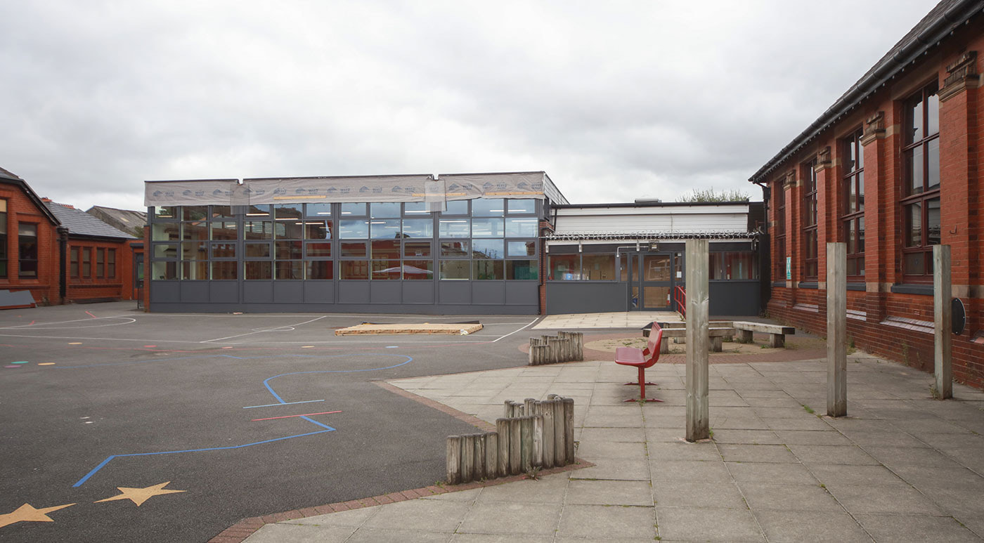 Castleton Primary School: completed schools & education project by PLP Construction, photo 7