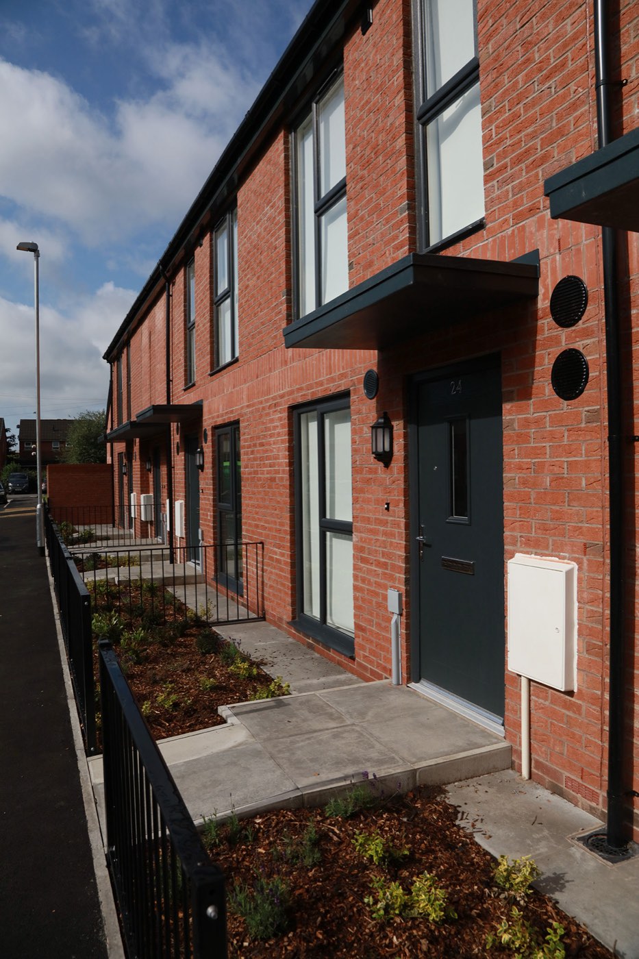 Milton Ave, Salford: completed housing project by PLP Construction, photo 6