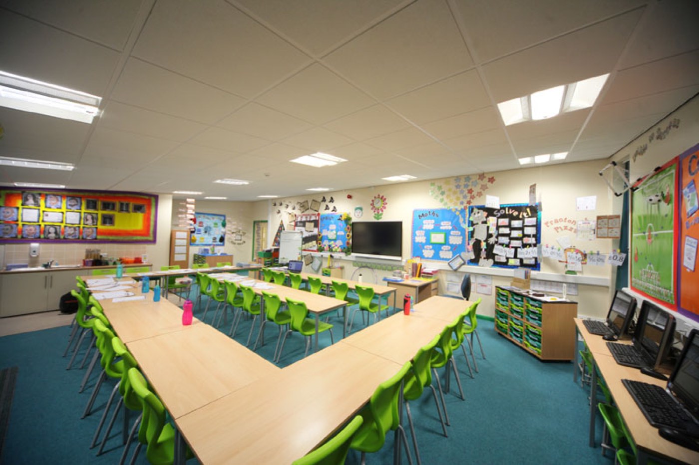 Propps Hall Primary School: completed schools & education project by PLP Construction, photo 2