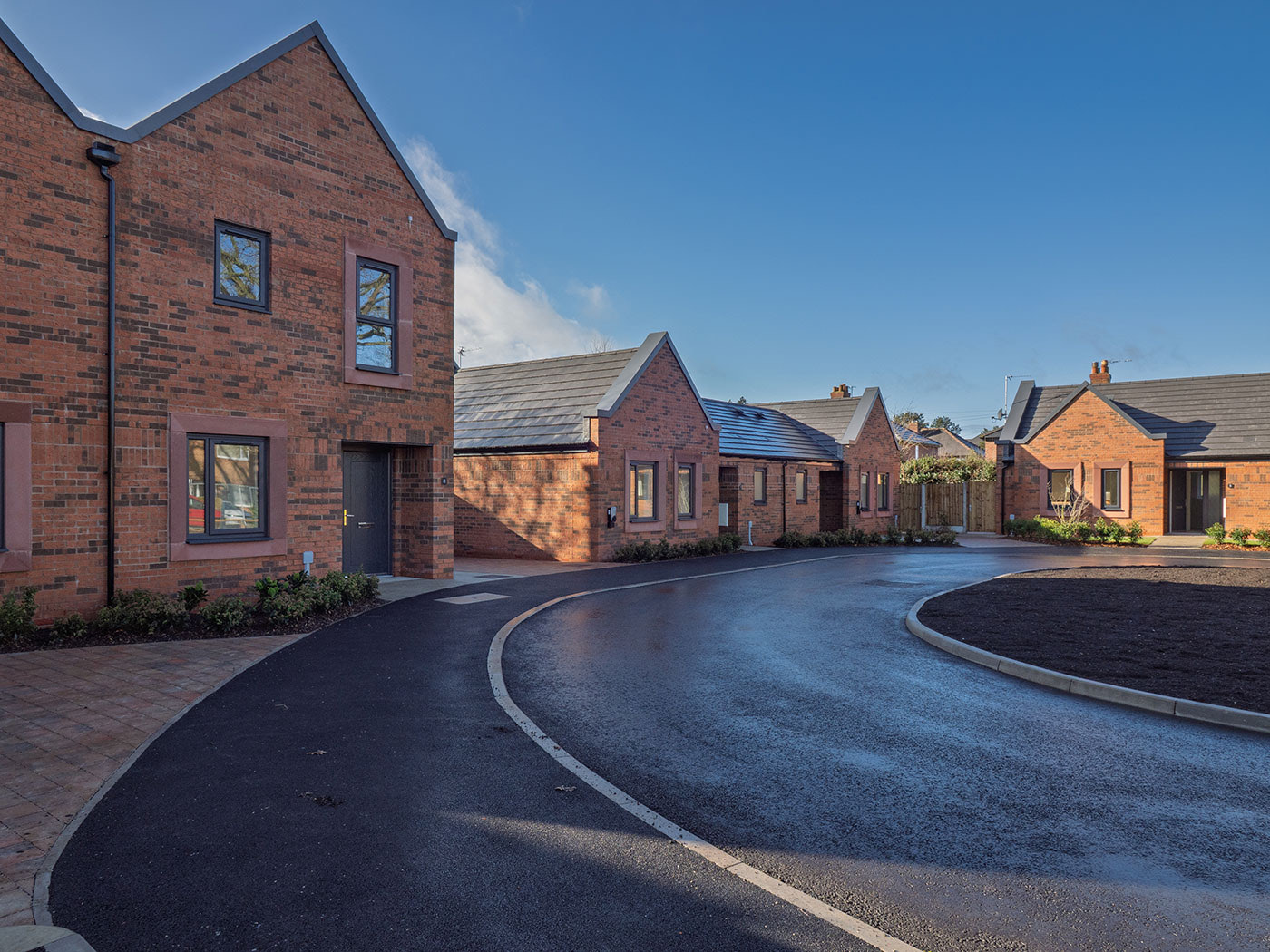 Warren Close, Knutsford: completed housing project by PLP Construction, photo 3